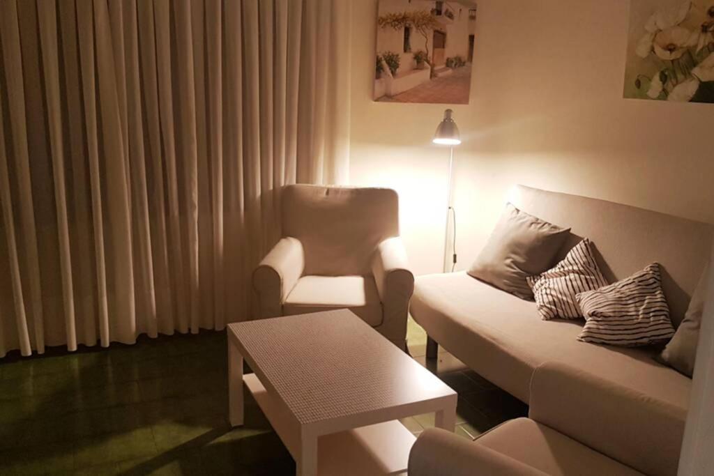 Bonito Apartamento Triana-Los Remedios Siviglia Esterno foto
