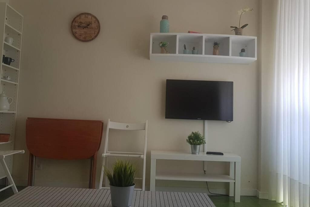 Bonito Apartamento Triana-Los Remedios Siviglia Esterno foto