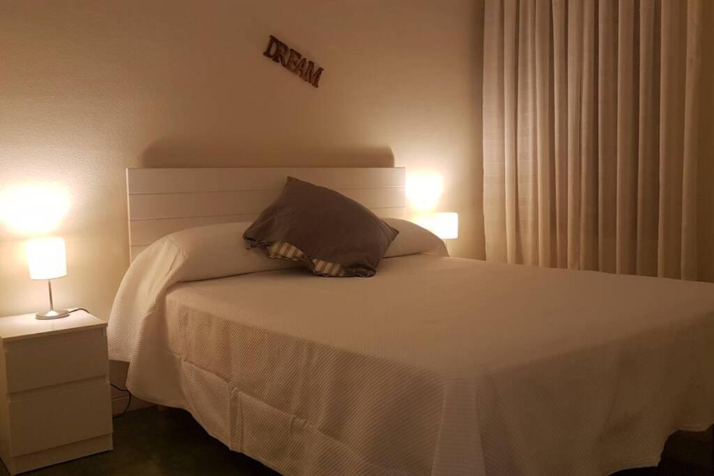 Bonito Apartamento Triana-Los Remedios Siviglia Esterno foto