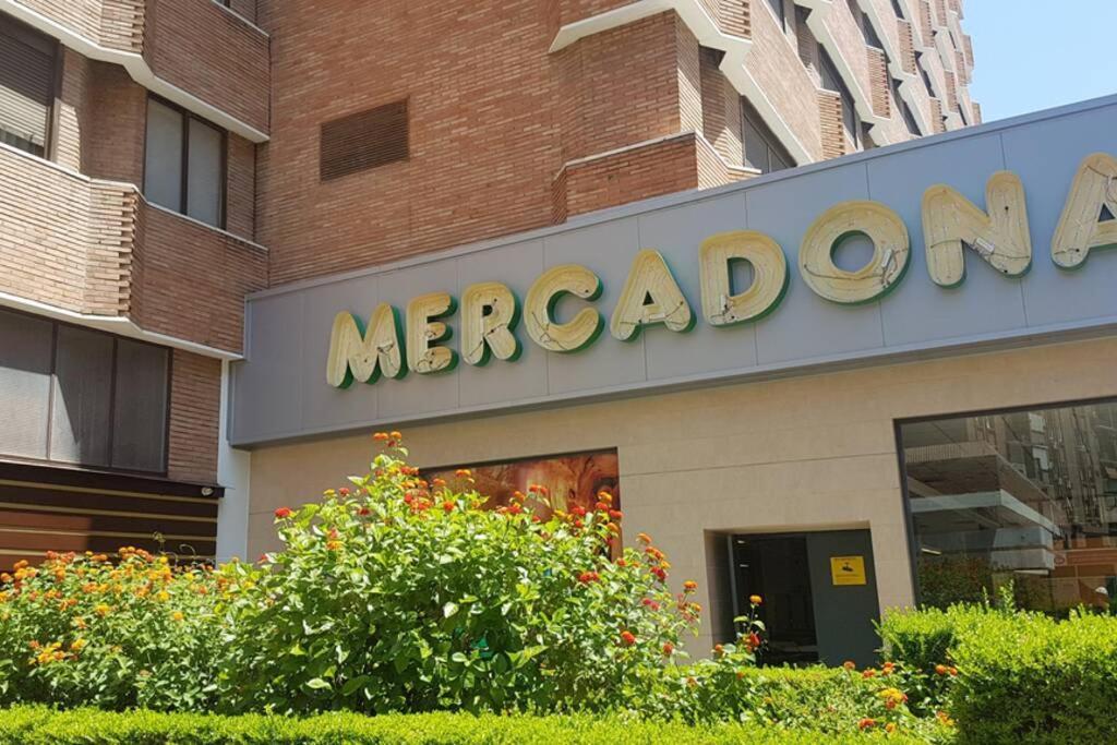Bonito Apartamento Triana-Los Remedios Siviglia Esterno foto